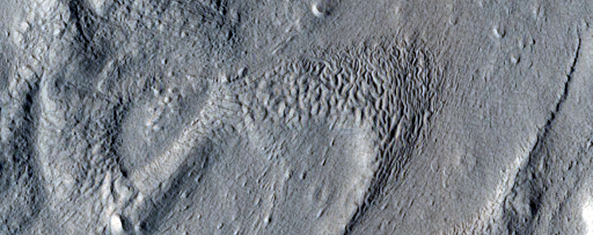 Features around Crater in Arabia Terra