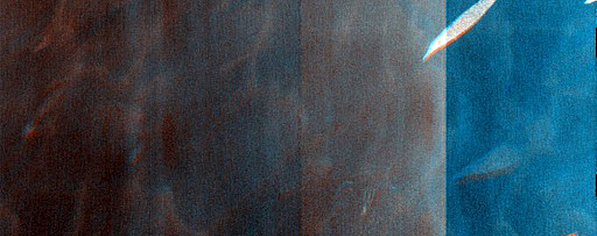 Seasonal Changes of Chasma Boreale Megadunes