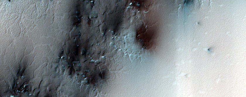 Large Araneiform Structures Southeast of Rayleigh Crater