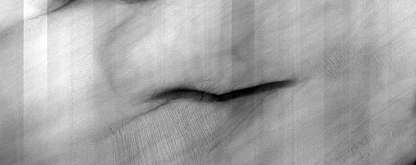 Dunes with Linear Gullies in Hellas Planitia