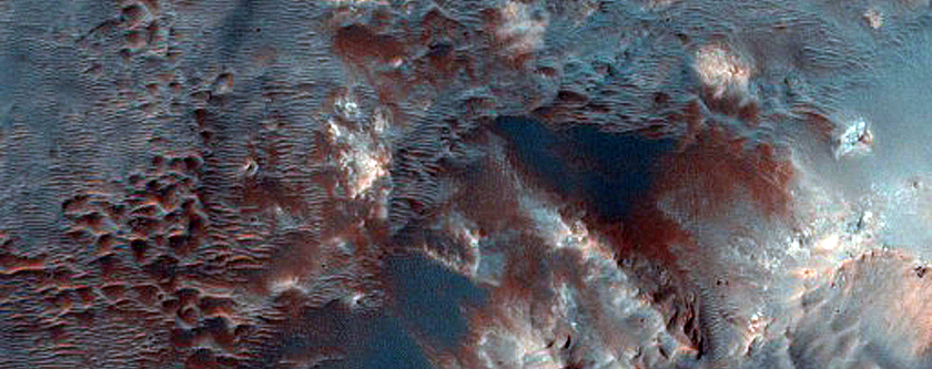Small Channels in Nereidum Montes