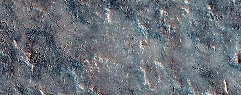 Small Fresh Crater in Syrtis Major Planum