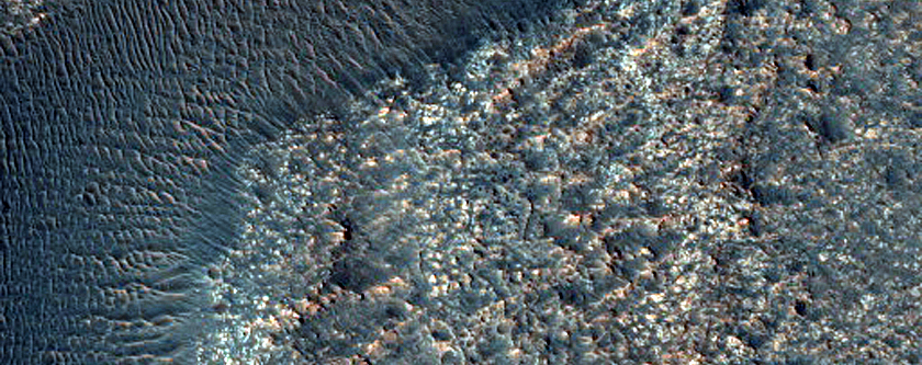 Strike-Slip Faults near Hydaspis Chaos