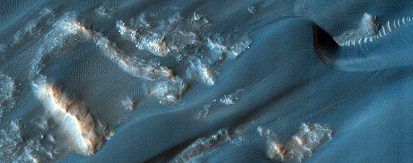 Dunes near Dao Vallis in Northwestern Hellas Planitia