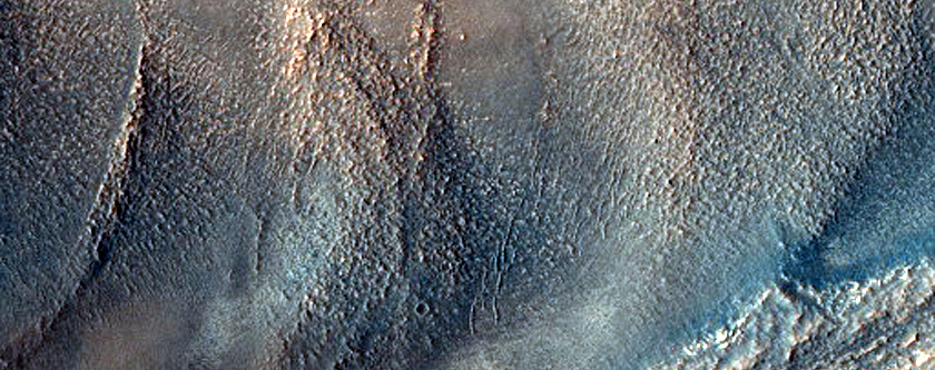Bedding in Hellas Planitia