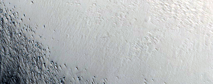 Pavonis Mons