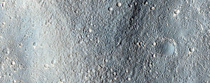 Channels in Hellas Montes