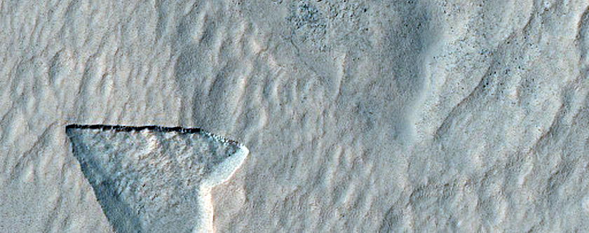Possible New Ice Exposing Scarp in Southern Hemisphere