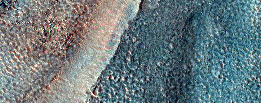 Streamlined Forms South of Harmakhis Vallis