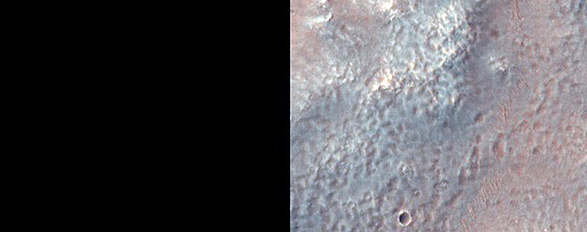 Streamlined Shapes South of Harmakhis Vallis