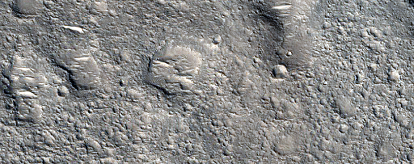 Pie-Like Feature in Amenthes Cavi