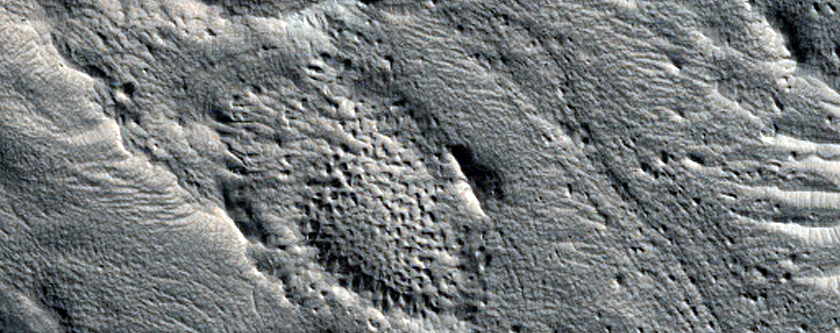 Features around Crater in Arabia Terra