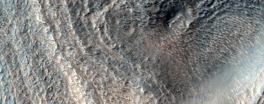 Group of Twisted Ridges near Harmakhis Vallis