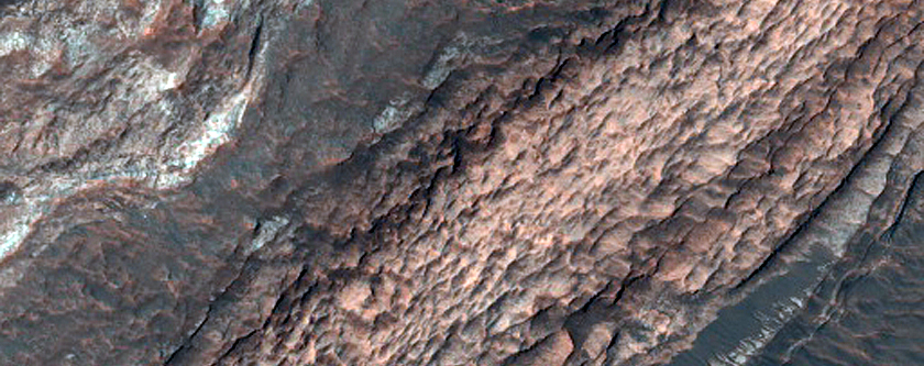 Light-Toned Layered Deposits South of Hadriacus Cavi