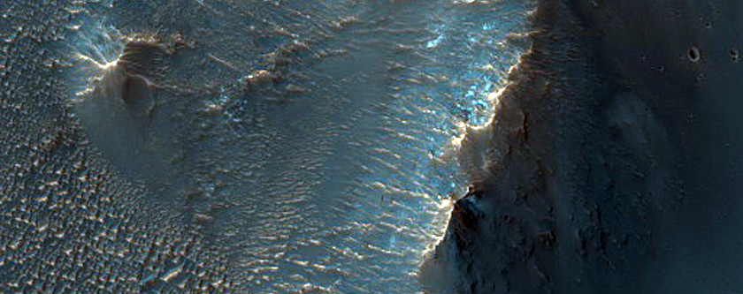 Hillslope Morphologies in Roddy Crater