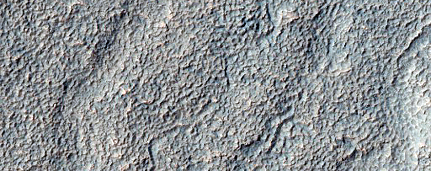 Small Channels in Terra Sirenum
