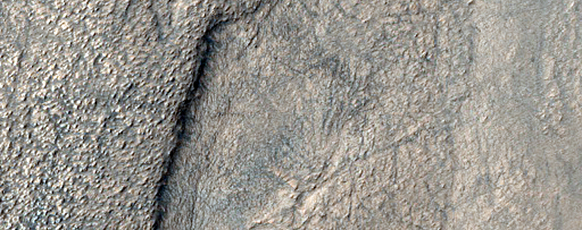 Small Ridges in Hellas Planitia