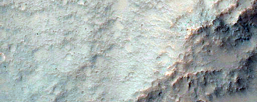 Strong Layer in Crater Seen in MOC Image R07-00688