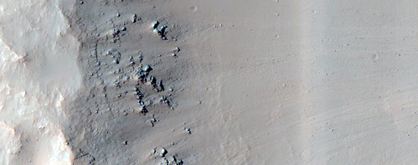 Gullies in Small Crater in Terra Cimmeria