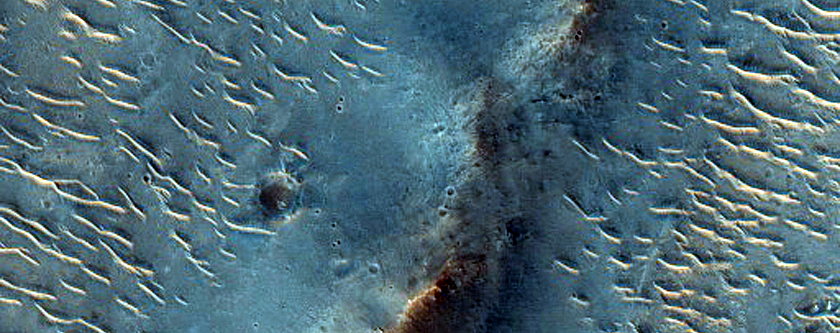 Streamlined Form in Valley in Margaritifer Terra