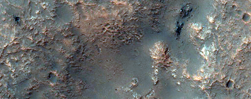 Light-Toned Layered Deposits South of Hadriacus Cavi