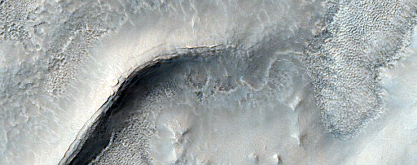 Gullies near Harmakhis Vallis