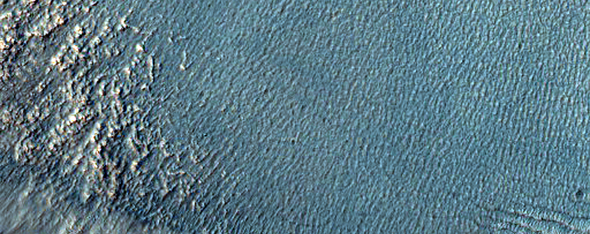 Irregular Cellular Structures around Crater in Southern Mid-Latitudes