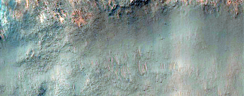 Crater in Terra Sirenum
