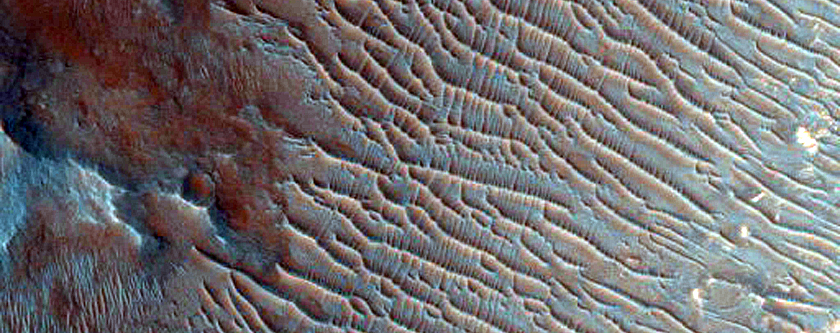 Light-Toned Deposits in Eastern Aureum Chaos