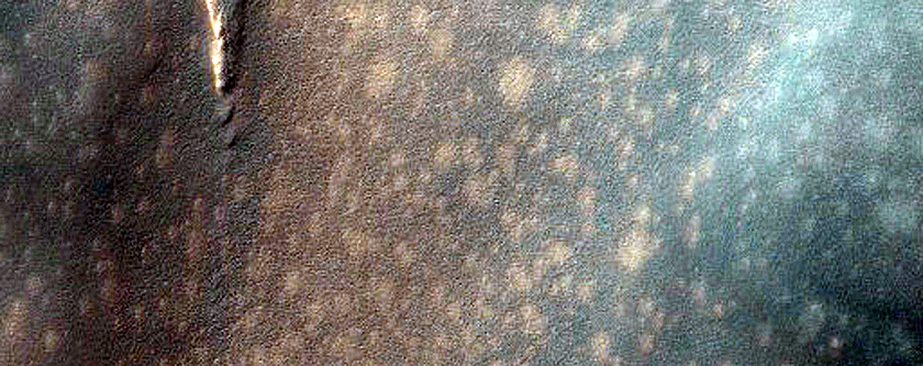 Dunes in Steno Crater