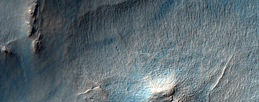 Irregular Cellular Structures around Crater in Southern Mid-Latitudes