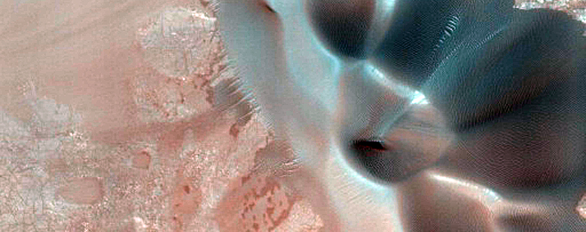 Dune Field Northwest of Nilokeras Mensae