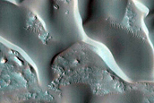 Dunes in Crater near Nilosyrtis Mensae