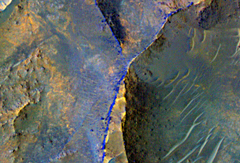 Bedrock Ridges in Terra Sabaea