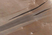 Possible Pyroxene-Rich Material on Arabia Terra Crater Wall
