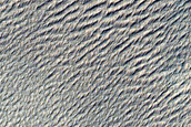 Scarp in Mid-Latitude Mantle
