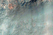 Crater in Terra Sirenum