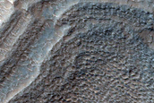 Layers and Ridges near Dao Vallis
