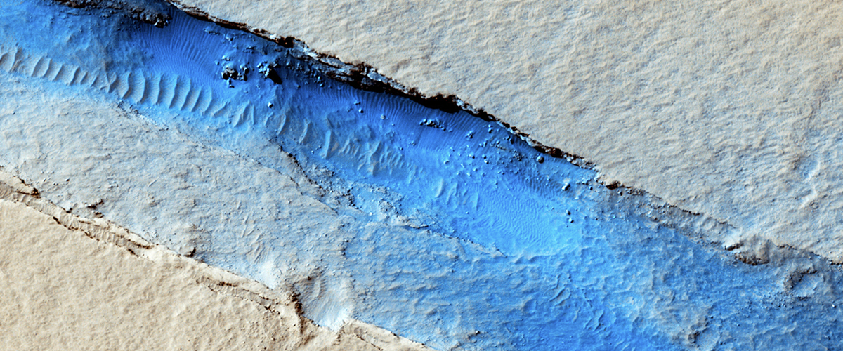 A Fissure near Cerberus Fossae